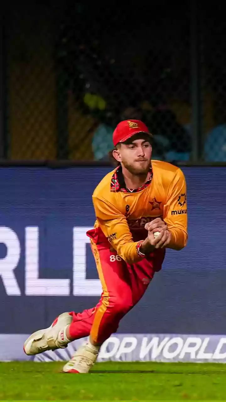3 best catches in T20 World Cup 2026 group stage