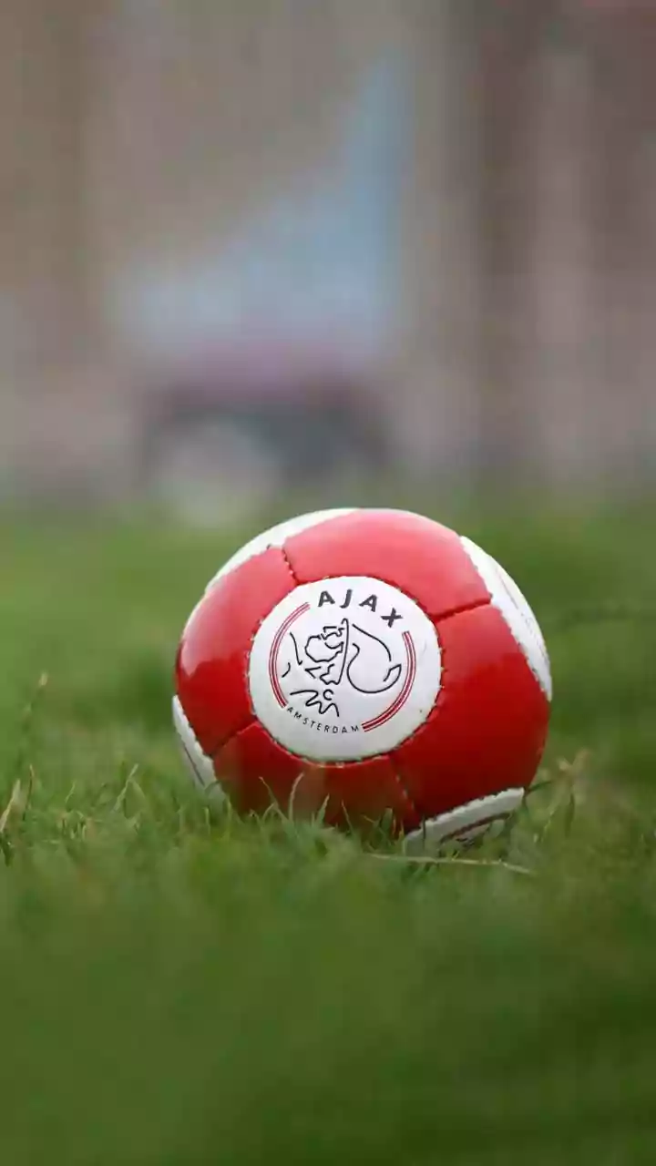 Eks Manchester City Ikuti Jejak Maarten Paes Gabung Ajax Amsterdam