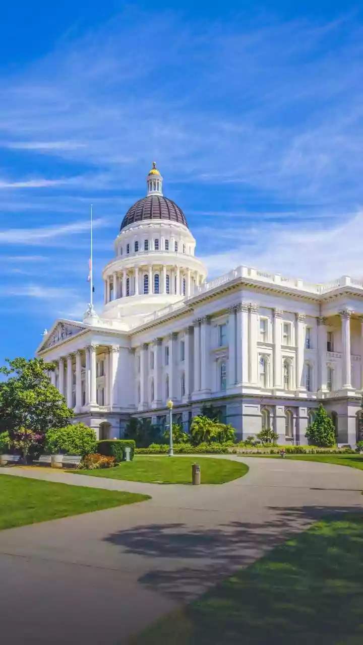 'No President Can Rewrite Immigration Law': 20 US States Sue Trump Over $100,000 H-1B Visa Fee