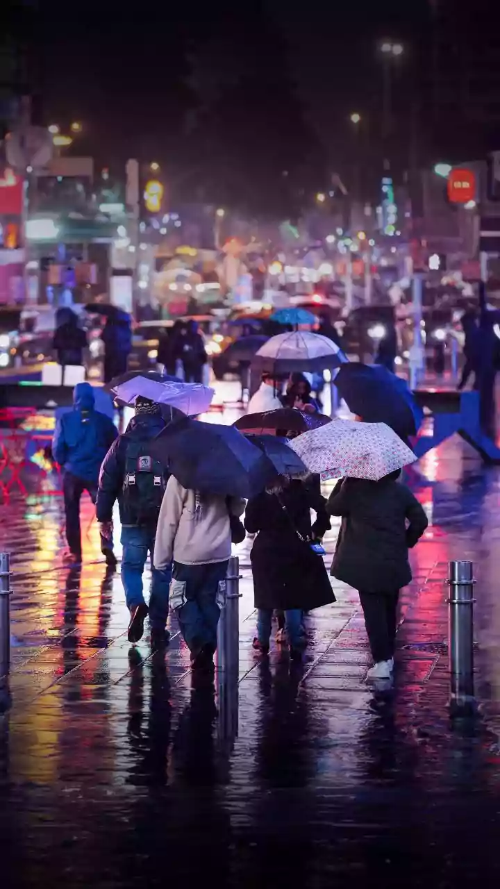 Delhi's Chilly Dip: Season's Lowest Temperature Recorded