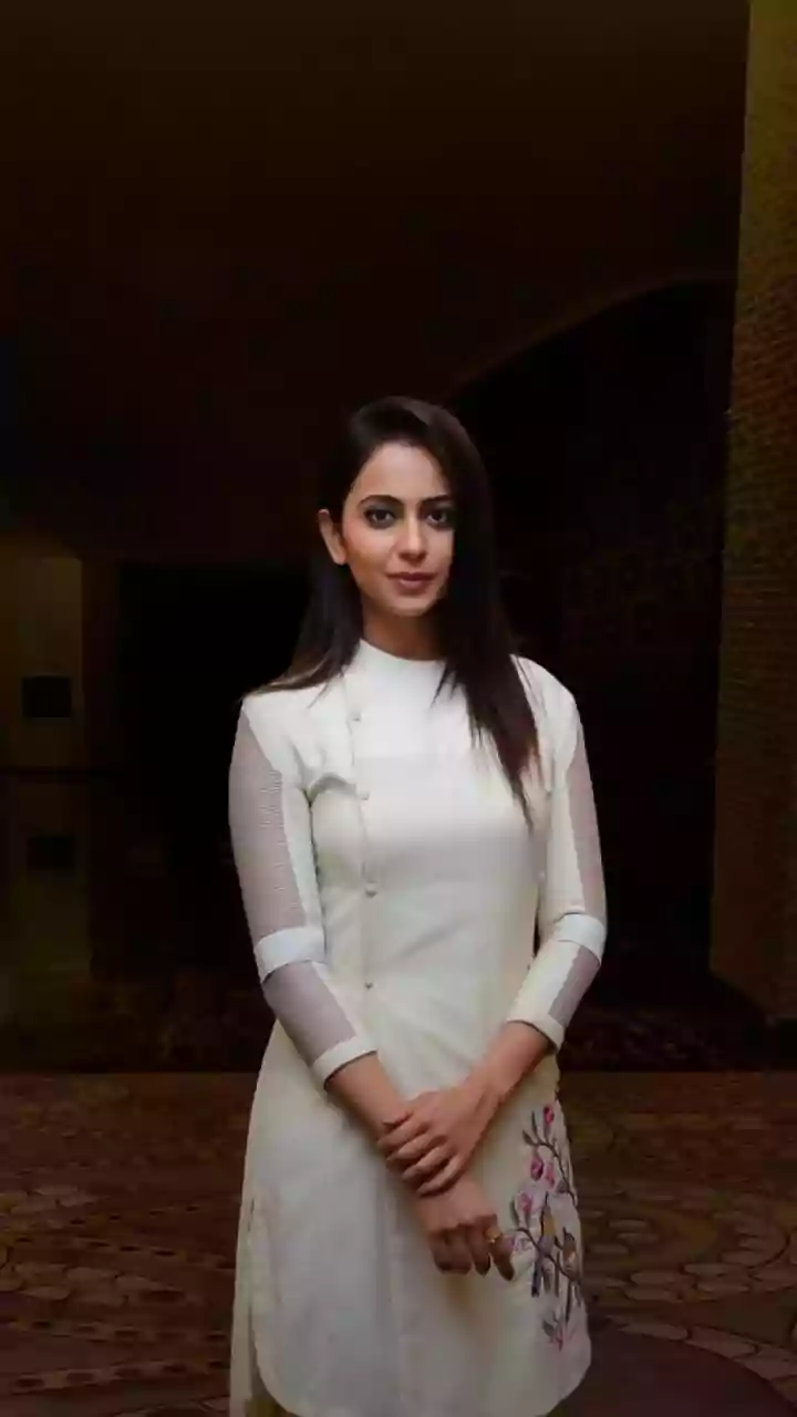 Rakul Preet Singh: Decoding 'Healthy' Salads & Calories