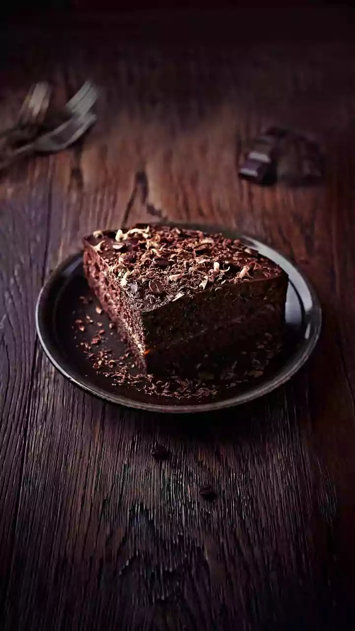 Indulge in 13 Irresistible Chocolate Cake Delights!