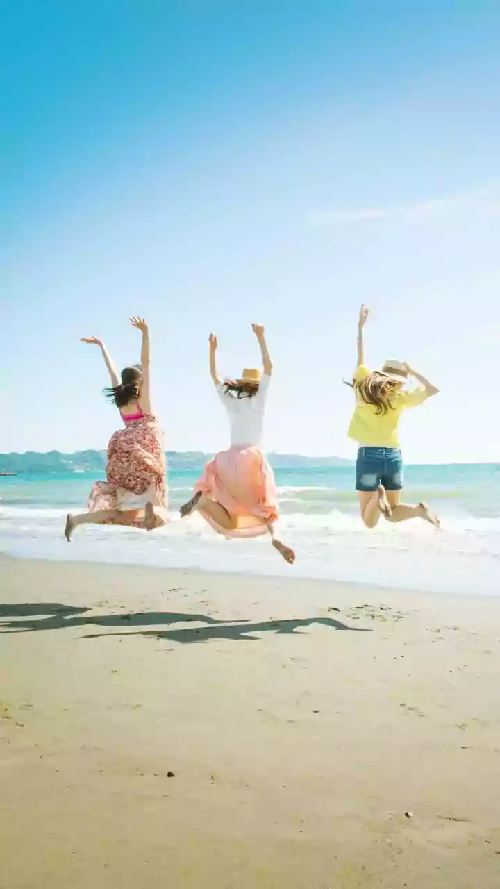 Boost Your Mood: A 35,000-User Study Shows a Simple Social Media Break Enhances Mental Wellbeing