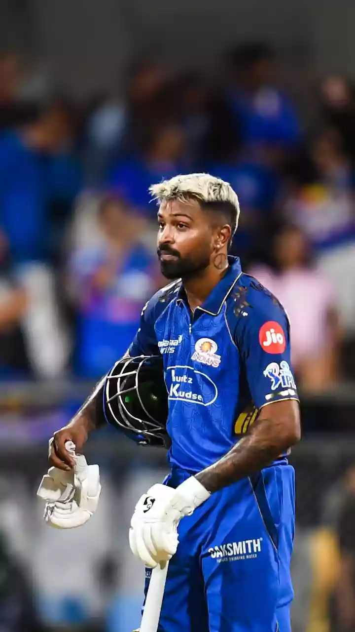 Hardik Pandya lauds Vaibhav Sooryavanshi, wins hearts with his gesture for 15-year-old – WATCH