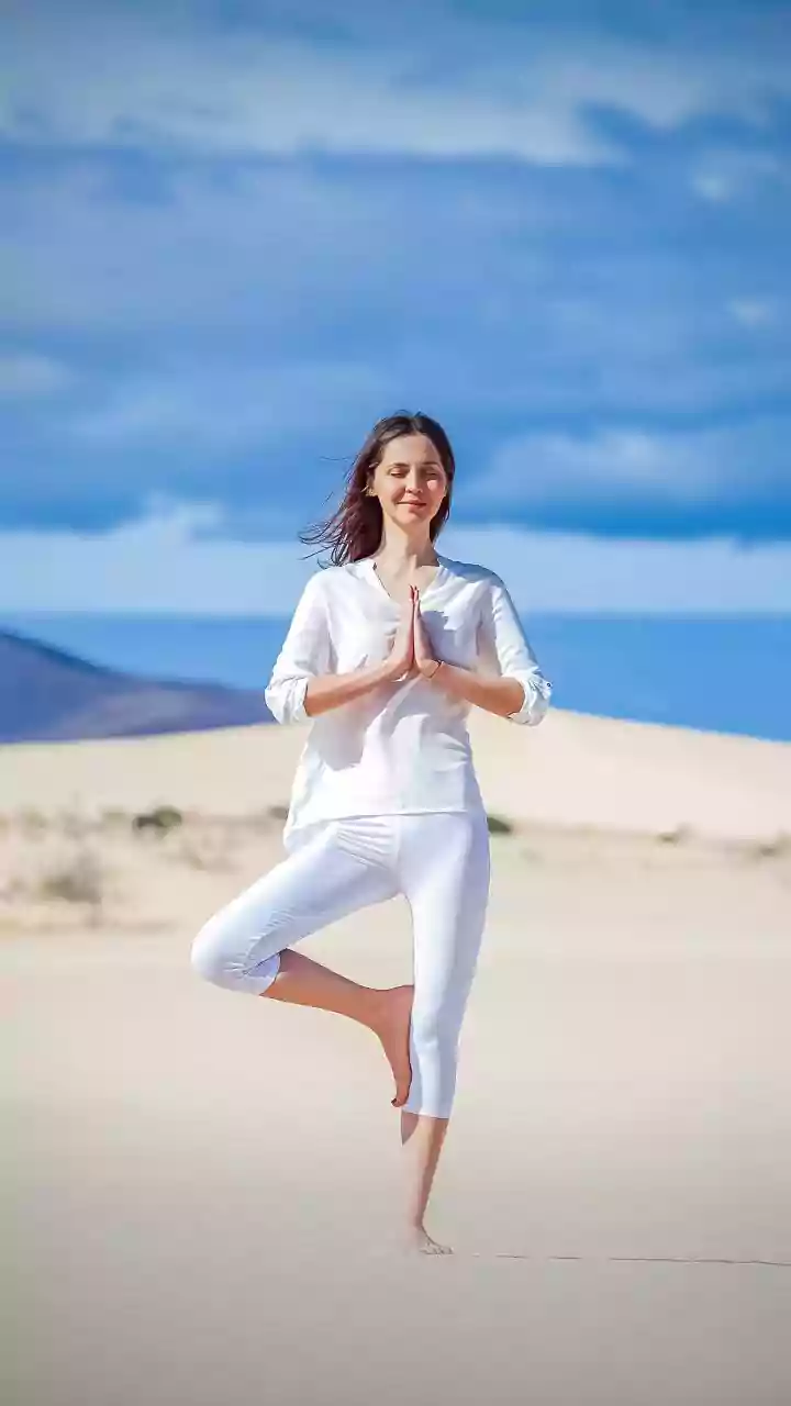 How Practising Mindful Yoga Asanas Builds Emotional Resilience Against Everyday Stress