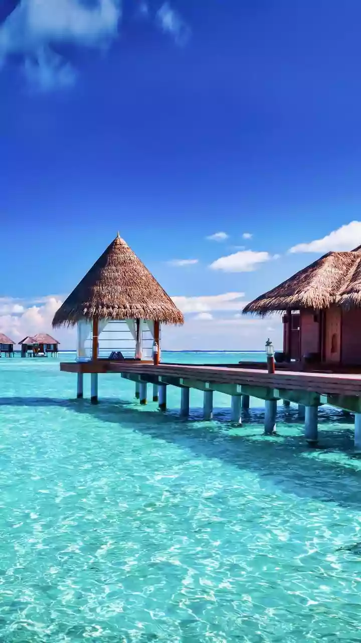 Valentine’s Day 2026: Romantic Getaways From Maldives Islands To Mountain Retreats