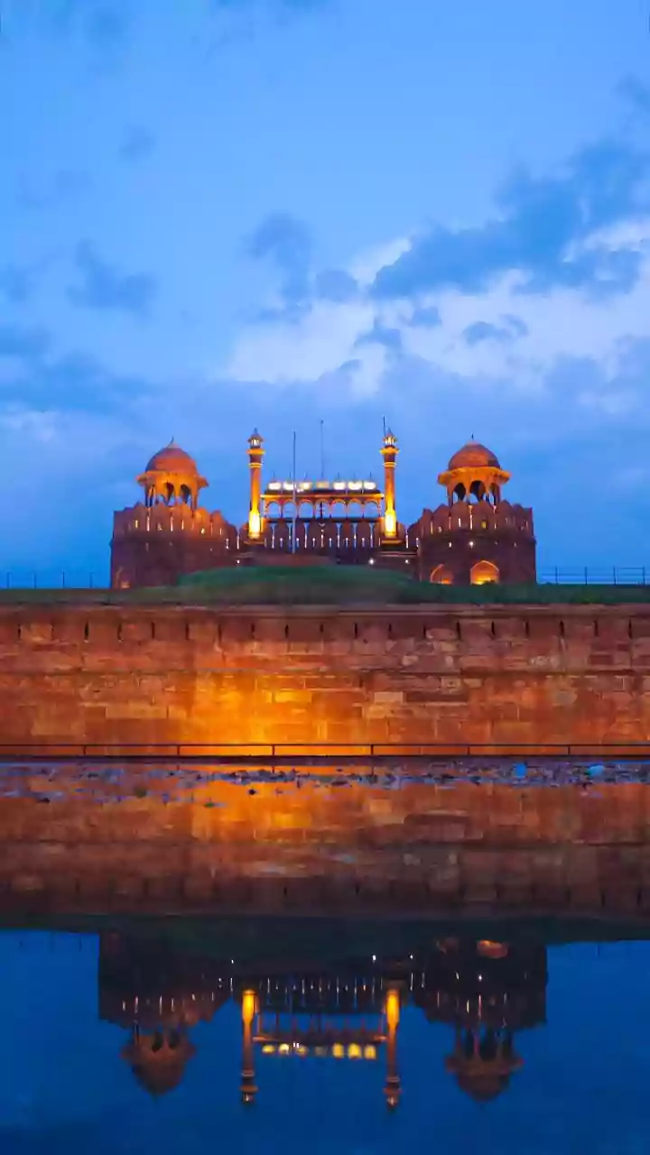 Delhi sees coldest Republic Day in 5 years; IMD issues yellow alert for Tuesday