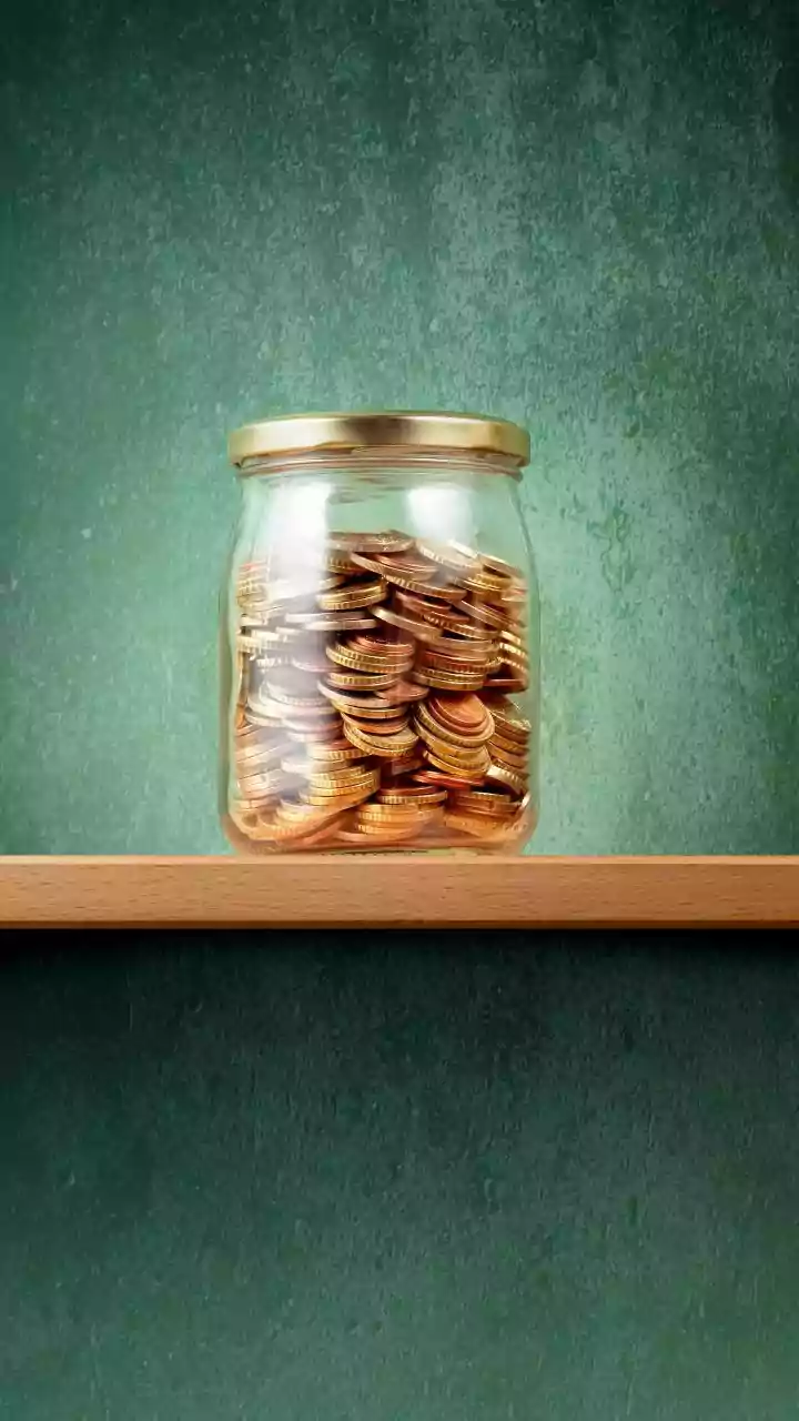 Recurring deposits help young professionals save for vehicle down payments in 12 months