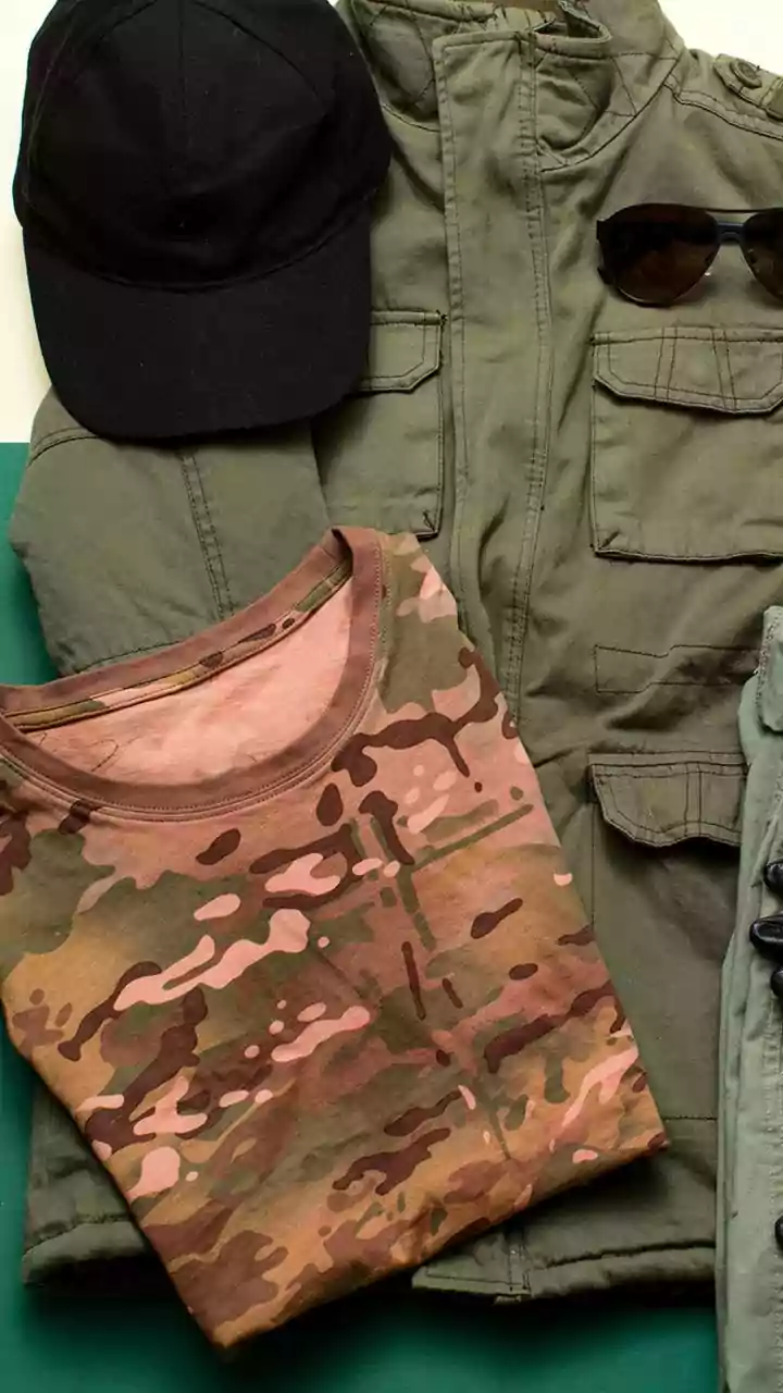 Utility Fits Make Travel Dressing Less Annoying