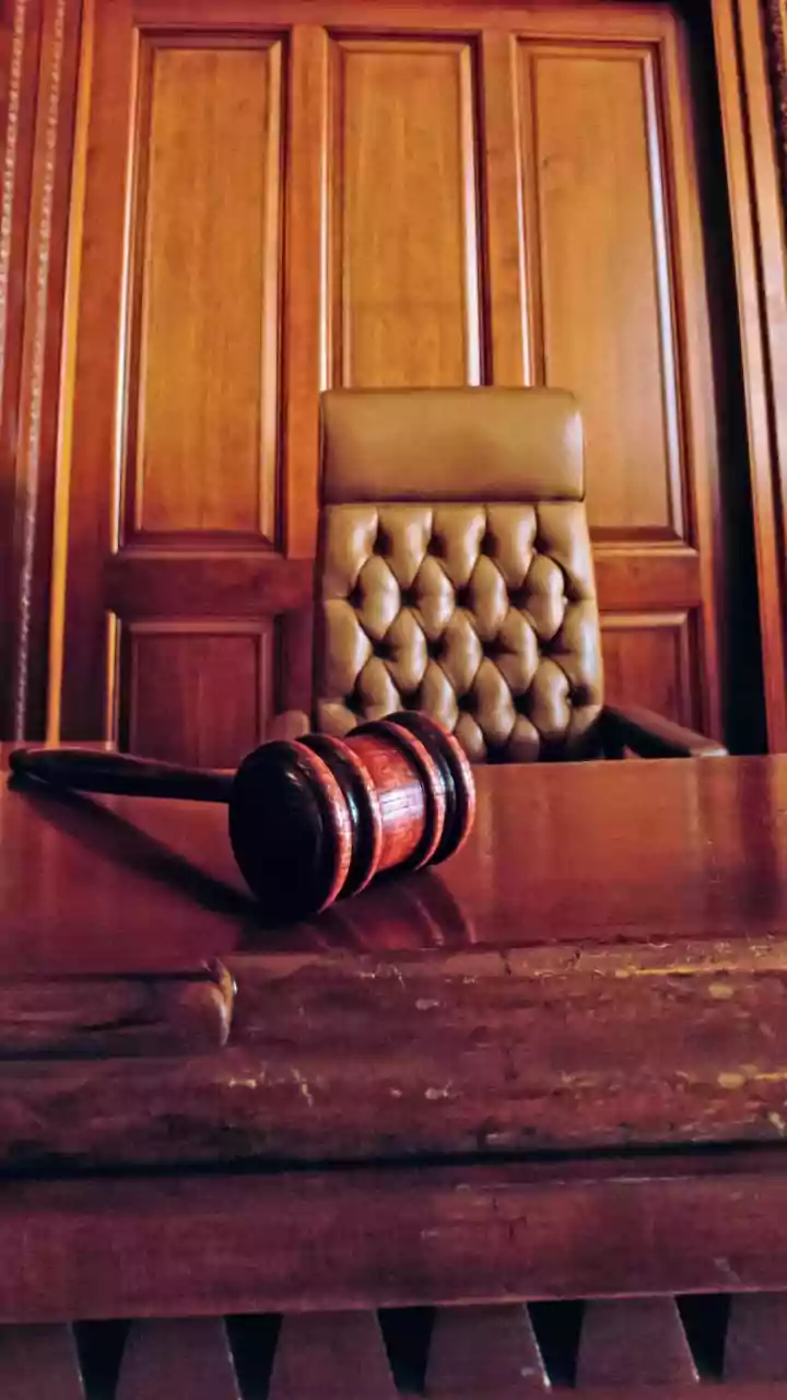 Delhi HC: Wife's Right to Maintenance Despite Wealth