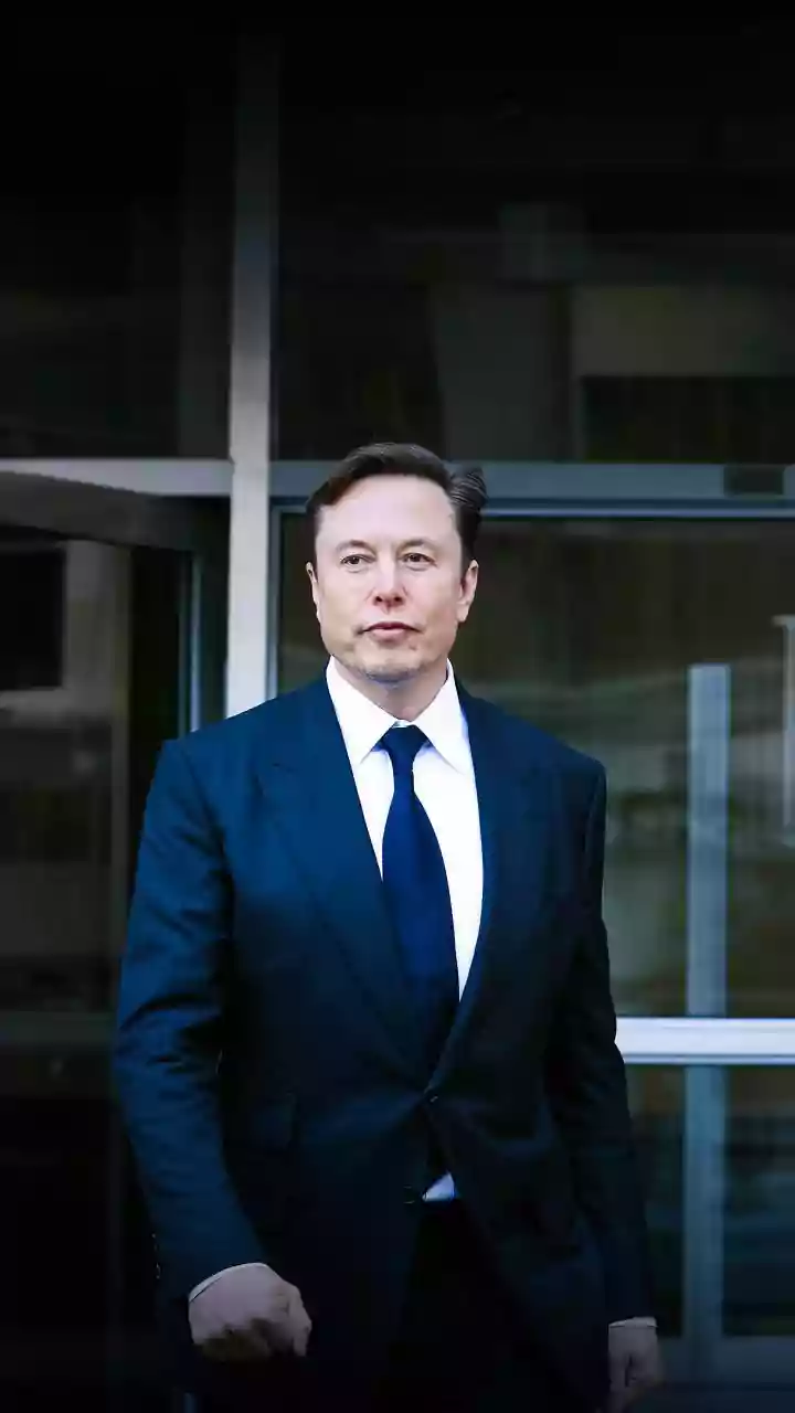 Elon Musk says Anthropic destroys books while SpaceXAI preserves originals