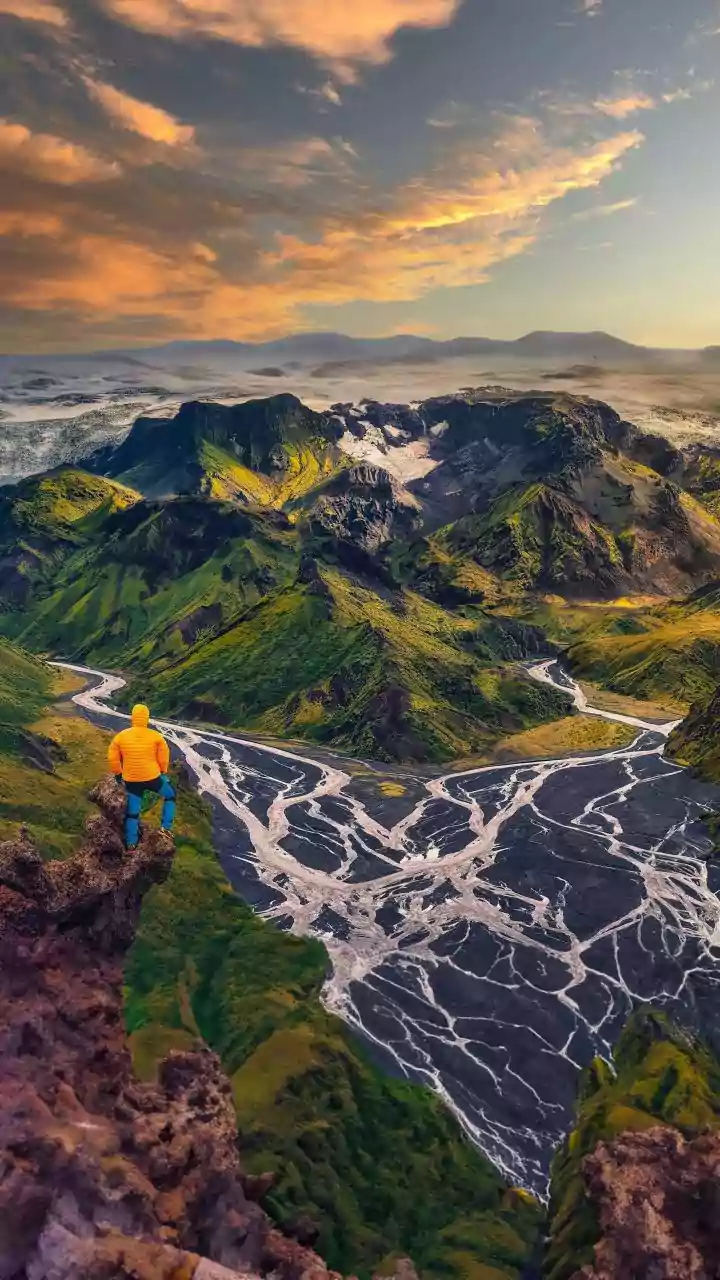 How to explore Iceland's volcanic landscapes