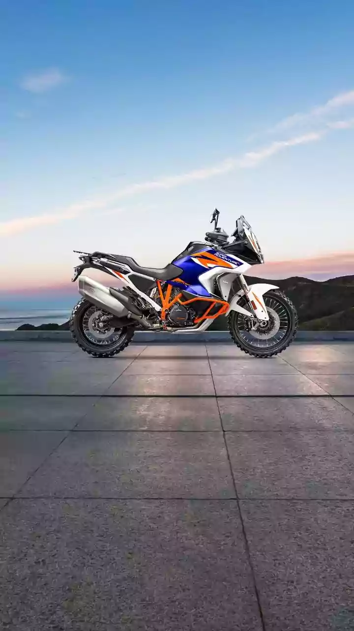 The 790 Adventure Prototype Gets A Single-Piece Seat And Revised Fuel Tank