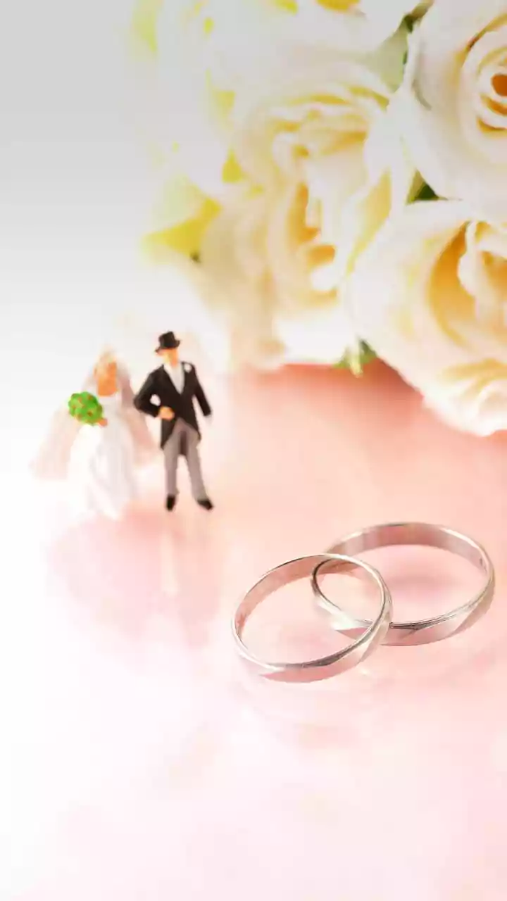 How people make wishes for newlyweds across the world