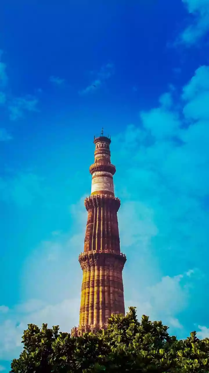 Delhi records 'very poor' air quality; foggy conditions likely to persist