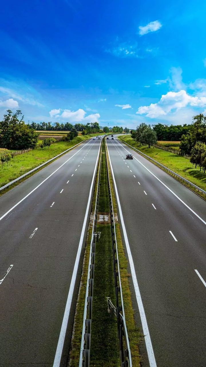 Delhi-Dehradun Expressway hits Haridwar tourism: Hotels vacant, travel business down 60%, Dhabas deserted