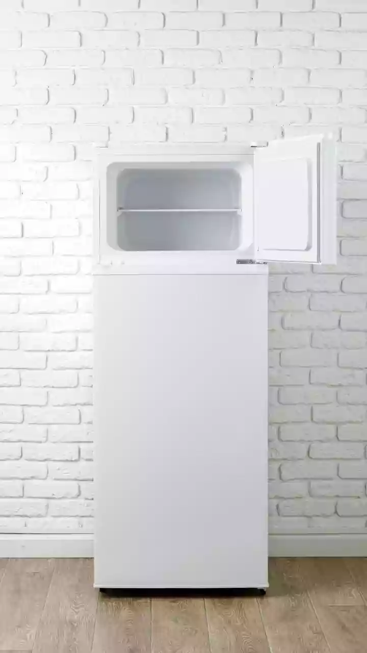 Some foods lose flavour or texture in unnecessary refrigeration Makes Tomatoes potatoes and bread each need different storage logic Worth A Closer ...