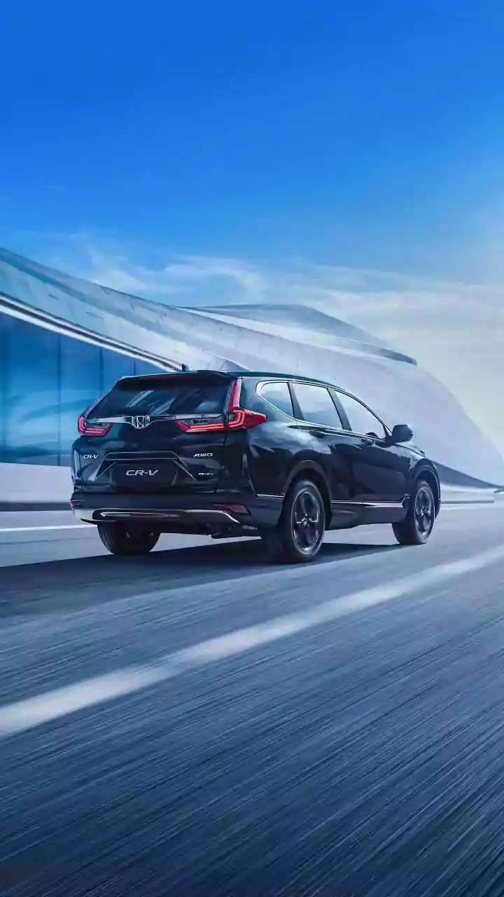 Honda signals shift from all electric to hybrid, unveils prototypes
