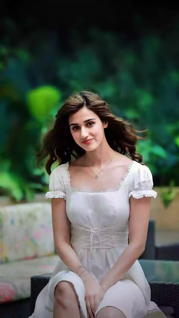 Talwiinder's Face REVEALED: Punjabi Singer Spotted Holding Rumoured Girlfriend Disha Patani's Hand At Nupur Sanon's Udaipur Wedding—VIDEO