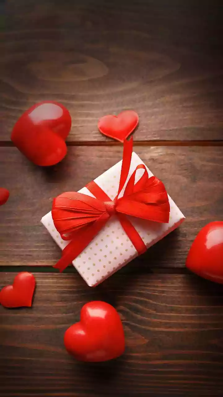 Valentine’s Day 2026: 6 Trendy Tech Gadgets To Gift Your Wife/Girlfriend, All Priced Under ₹5,000