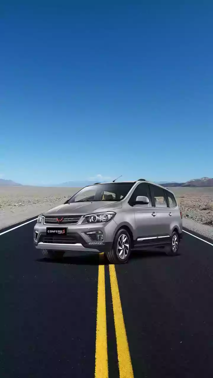 Spacious 8-Seaters: Fortuner Size, Alto Mileage & Top Features in India