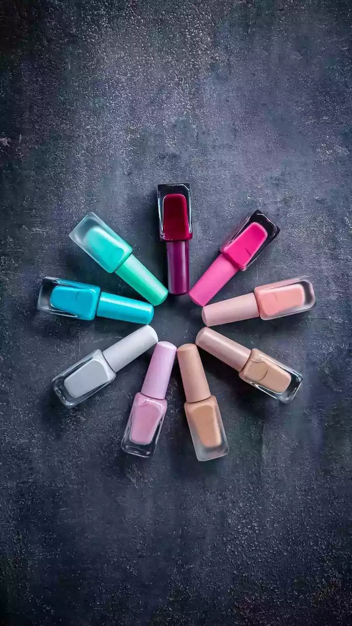 Foto com efeito infinito vira tendência para mostrar as unhas nas redes