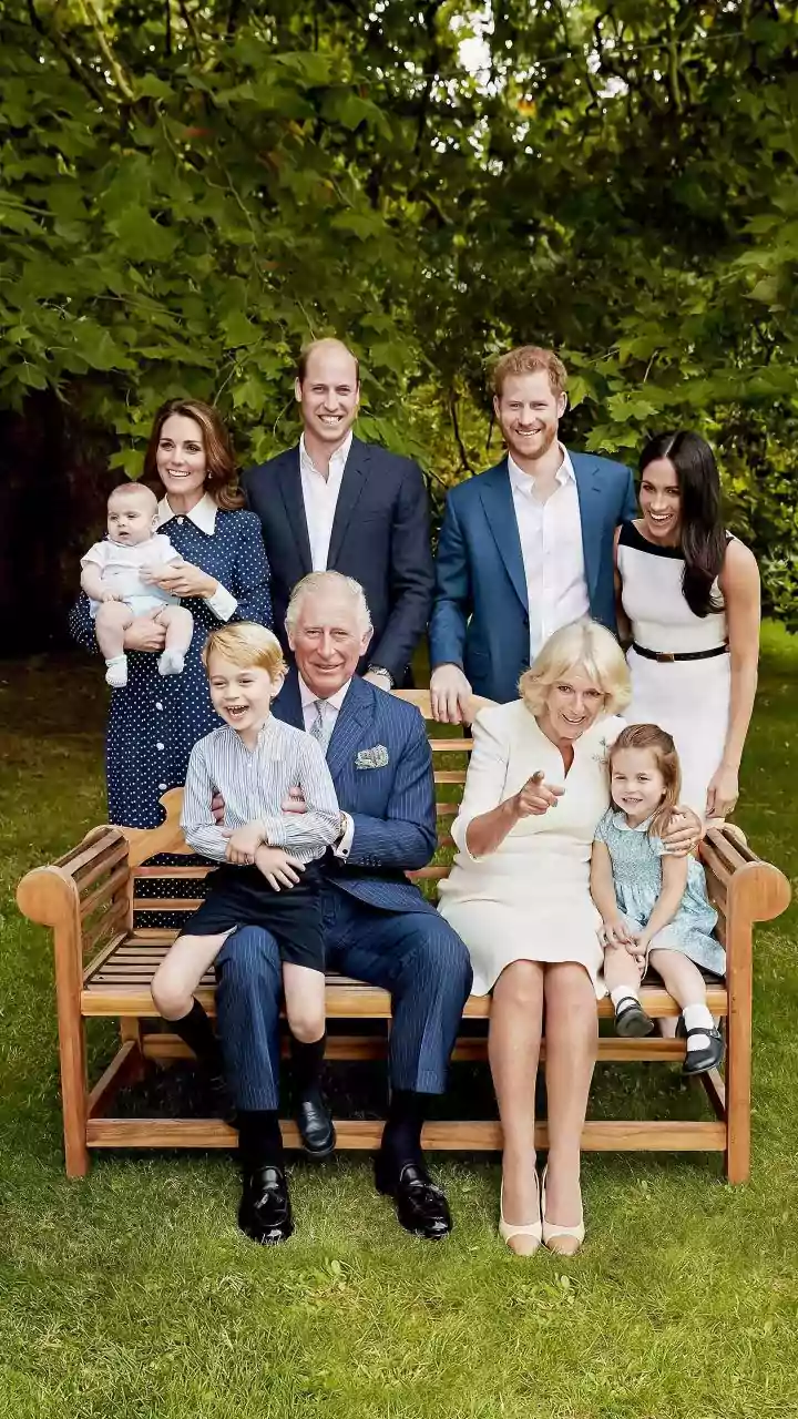 William And Catherine, Harry And Meghan Release Annual Christmas Card Portrait