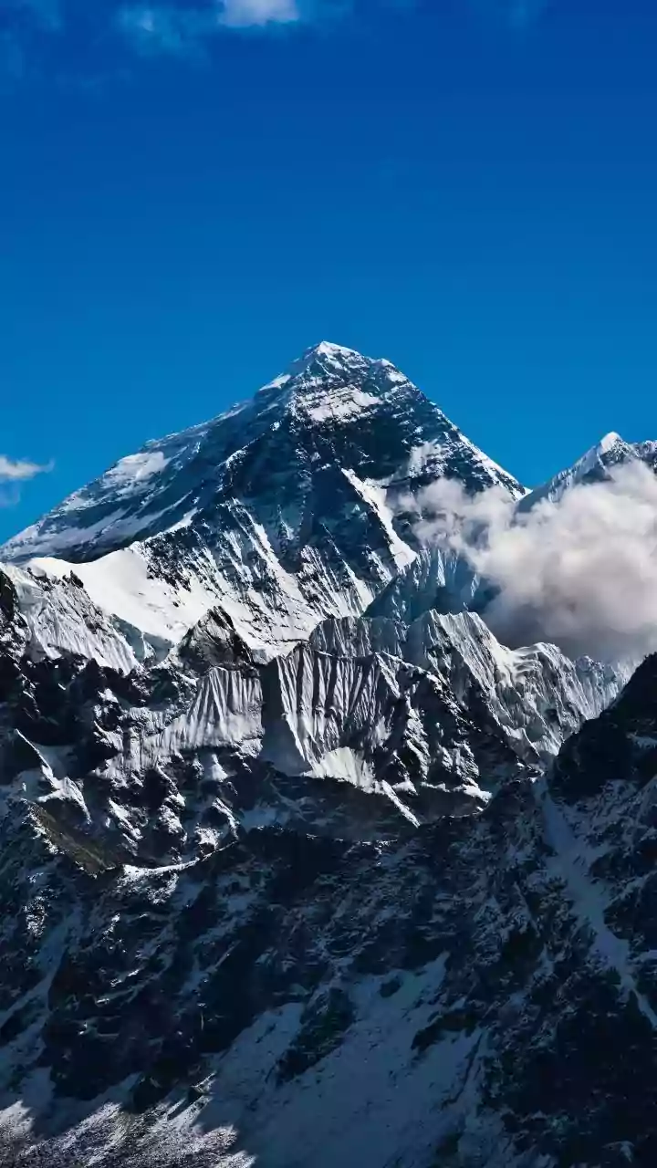 Rush Hour At The Top Of Mount Everest
