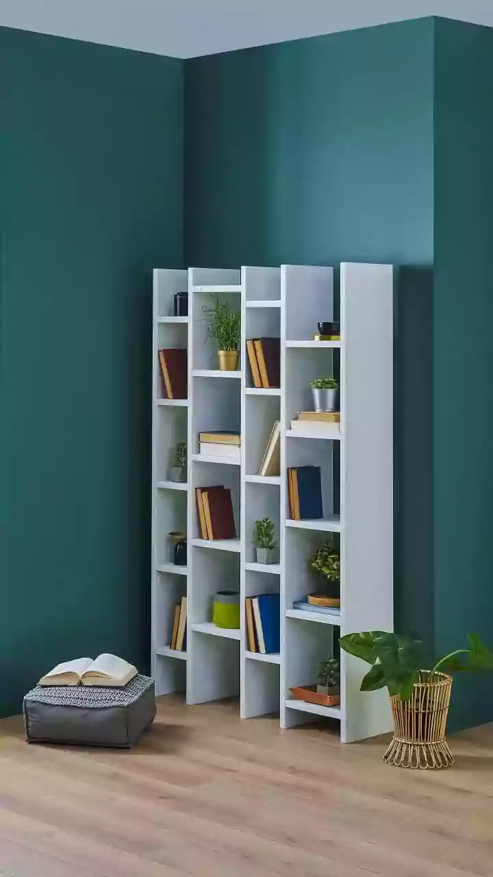 The Design Lesson From The Den's 2026 Comeback: Reading And Hobbies In One Space
