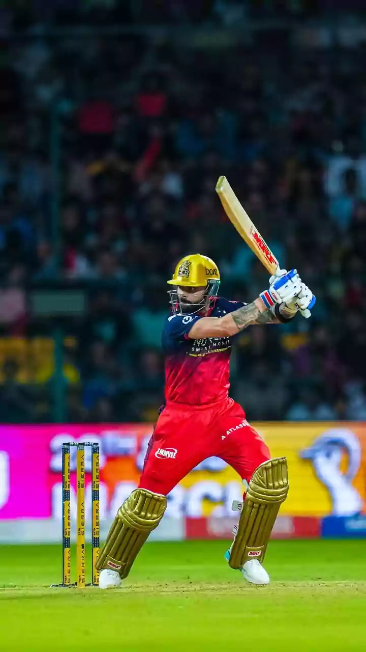 [WATCH] IPL 2026: Virat Kohli’s no-look six leaves Bengaluru crowd stunned in CSK clash