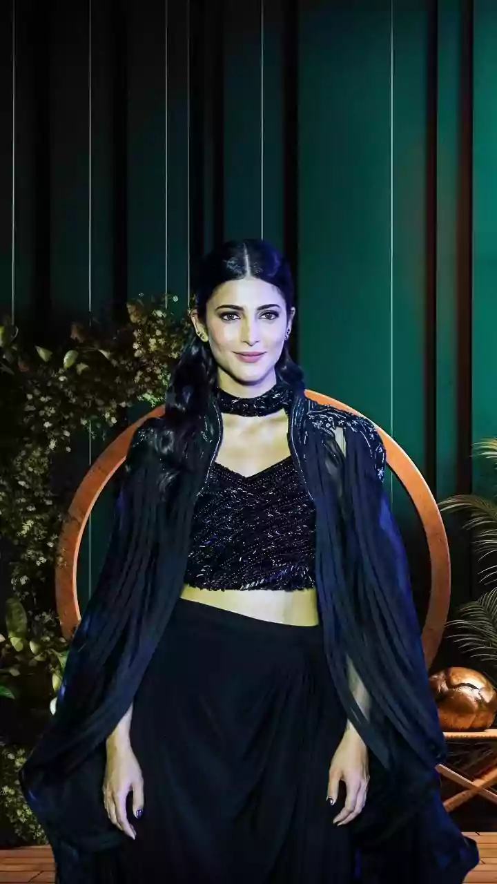 Peddi: Ram Charan, Shruti Haasan And Janhvi Kapoor's Hellallallo Promise A High-Energy Dance Track