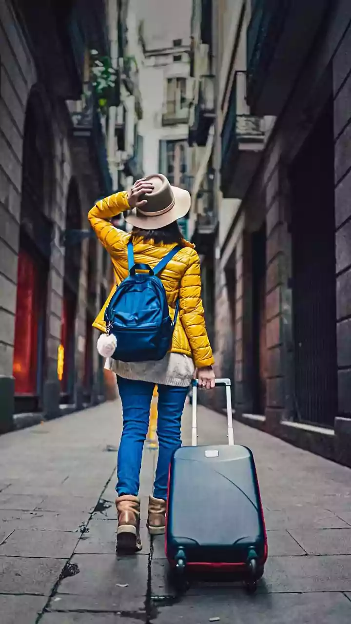 Why Affluent Gen Z Travelers Prioritize Advanced Financial Optimization Tools