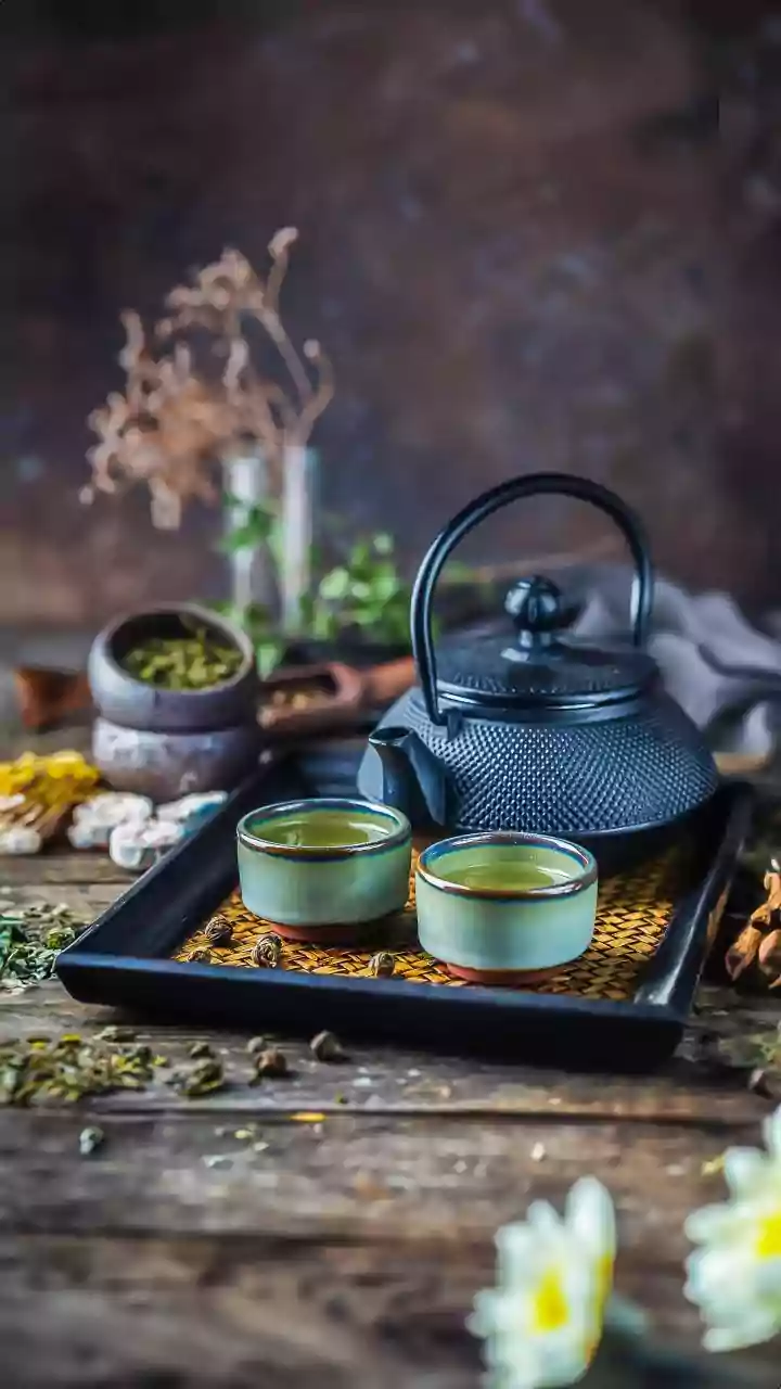 How Traditional Himalayan Tea Artisans Smoke Wild Herbs To Enhance Earthy Flavour Profiles
