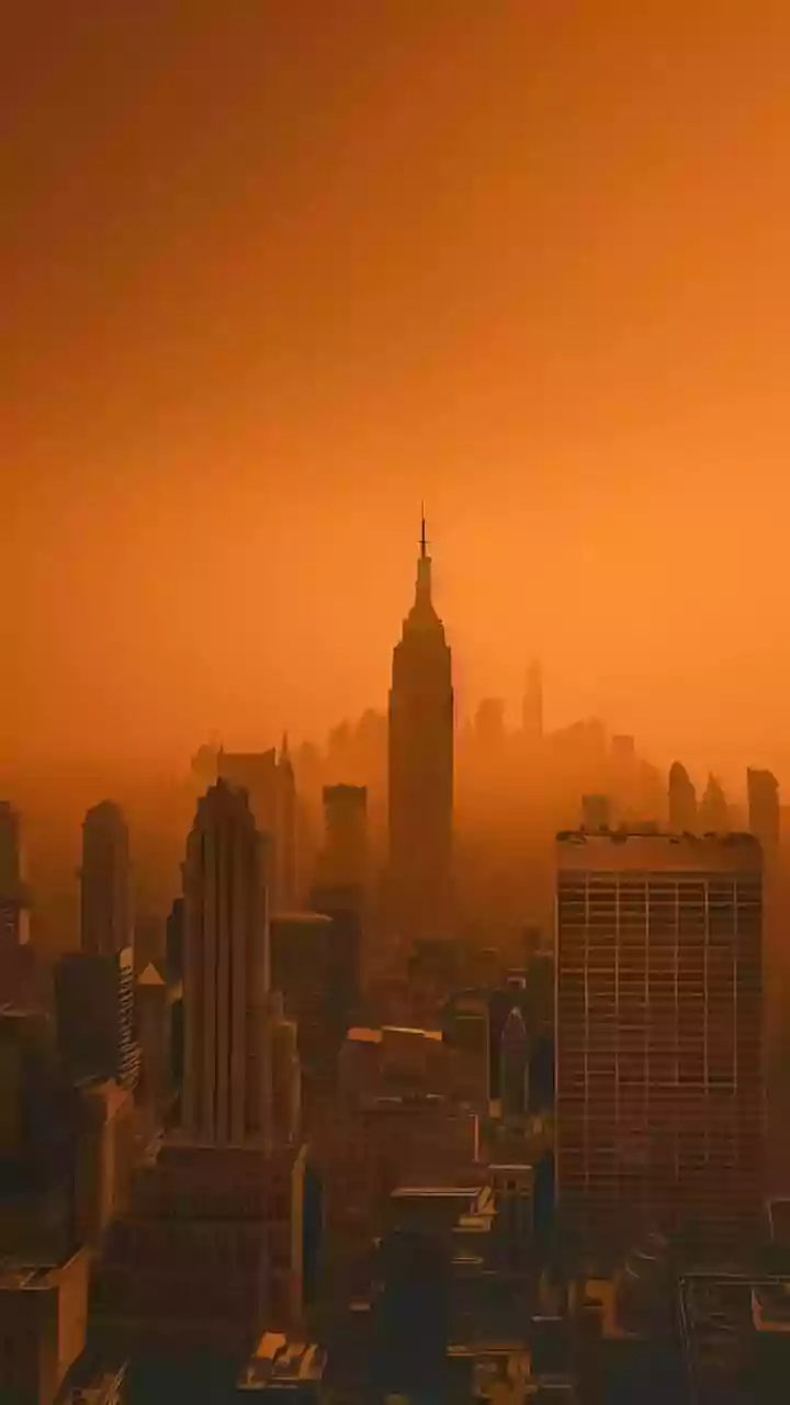 Mumbai's winter break ends as smog pushes AQI to 'unhealthy' 265