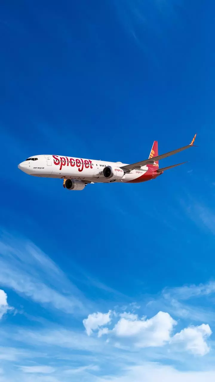 SpiceJet cancels several Mumbai flights to Delhi, Gorakhpur and Bengaluru