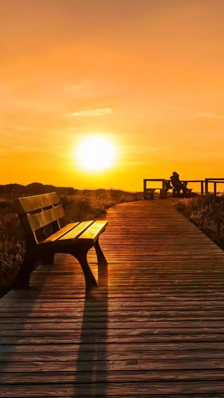 Instagram filling with morning walk selfies again