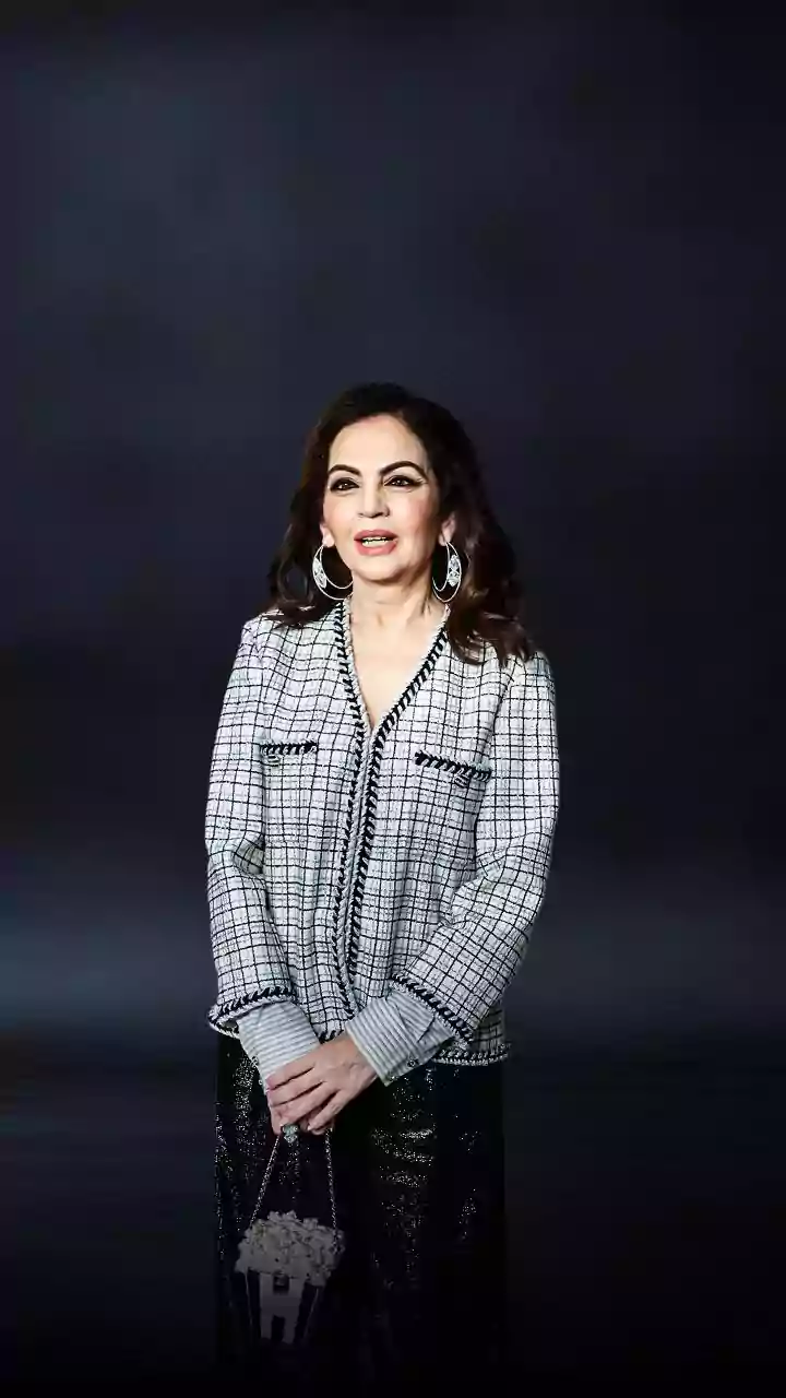 Nita Ambani's Chic Twist on Isha Ambani's Rs 15 Lakh Sabyasachi Saree