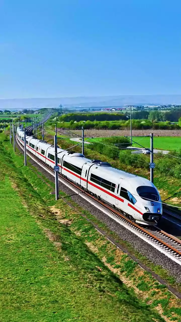 India's Transport Choices Are Expanding beyond Trains and Flights