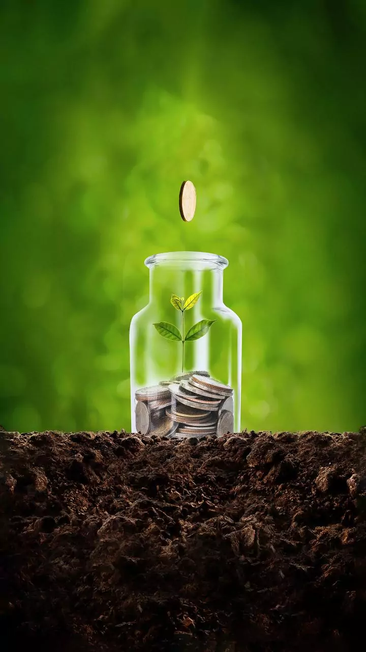 Retail rush, SIPs drive Rs 14 lakh cr jump in mutual fund assets in 2025