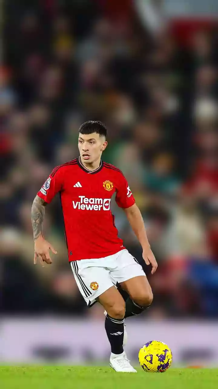 FC Barcelona eye move for Lisandro Martinez in winter transfer window : Reports