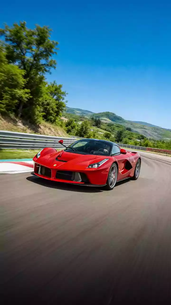 Ferrari entra no PUBG Mobile com Roma, Purosangue, LaFerrari e SF90 XX Spider
