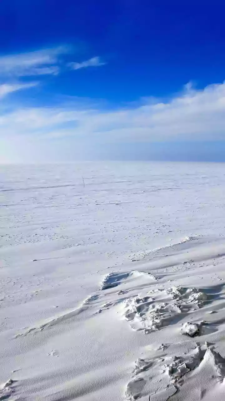 How Microscopic Airborne Particles Trapped In Ice Offer Clues About Historic Deserts