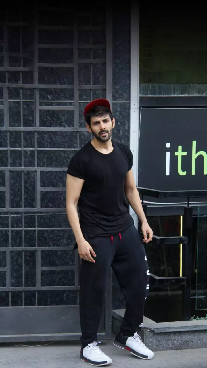 Aaryan makes producer debut on Khan 'Tajamul Islam' biopic