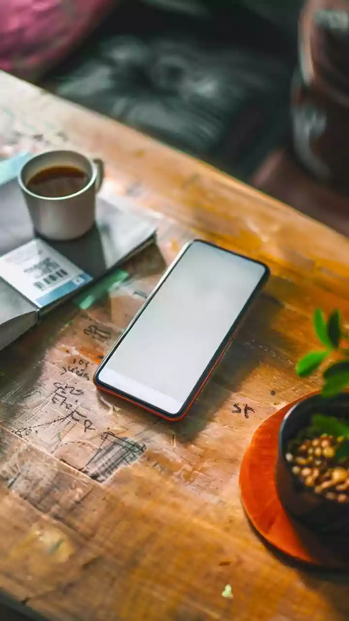Gen Z's Nostalgic Renaissance: Reimagining Retro Trends for Modern Living