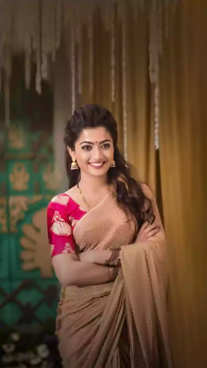 The Mysore Silk Mystery: Rashmika's Sari Sparks a Style Debate