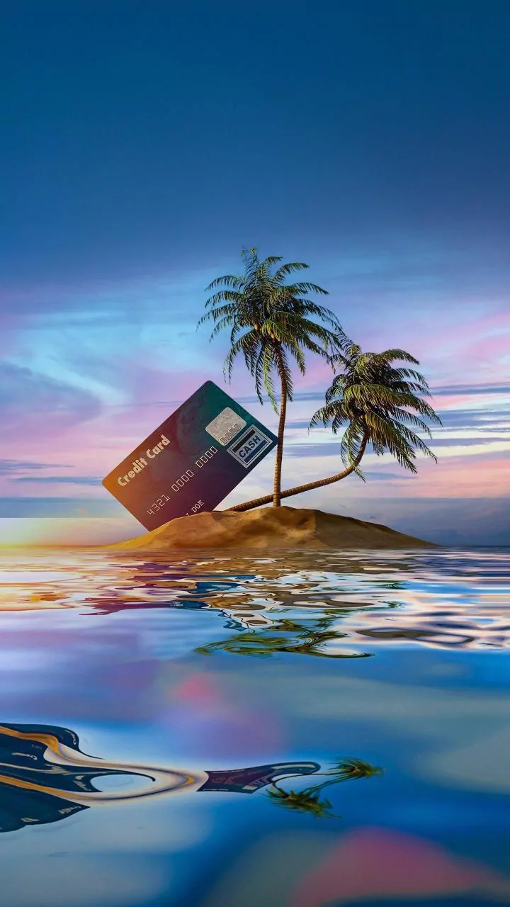 Global Tourist Traps: 5 Devious Scams to Watch Out For Around the World