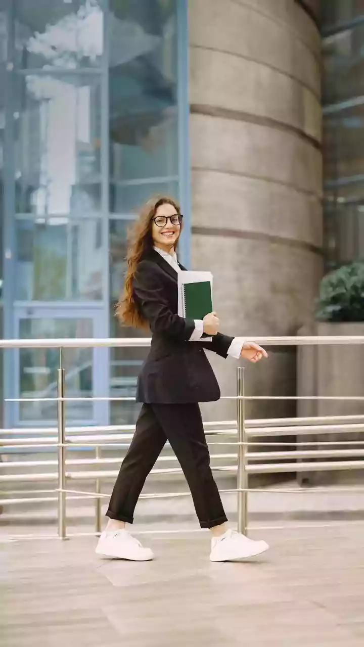 Professionals Are Trading Meeting Rooms For Walking Routes