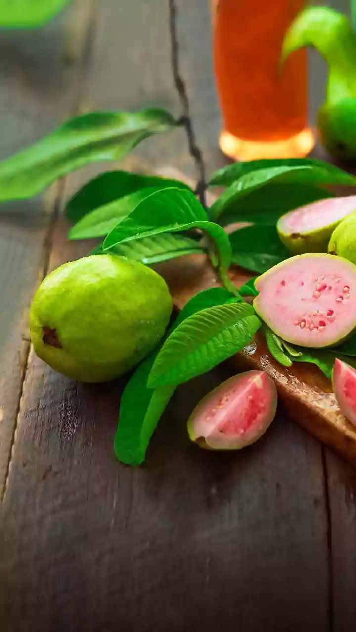 You'll love these guava leaf recipes!