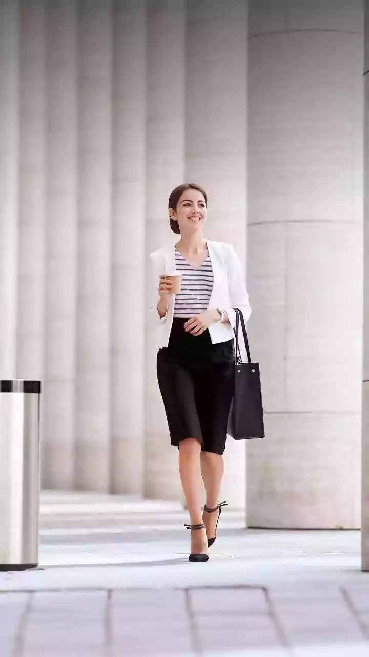 Dress for Success: How Your Wardrobe Impacts Workday Mood and Productivity