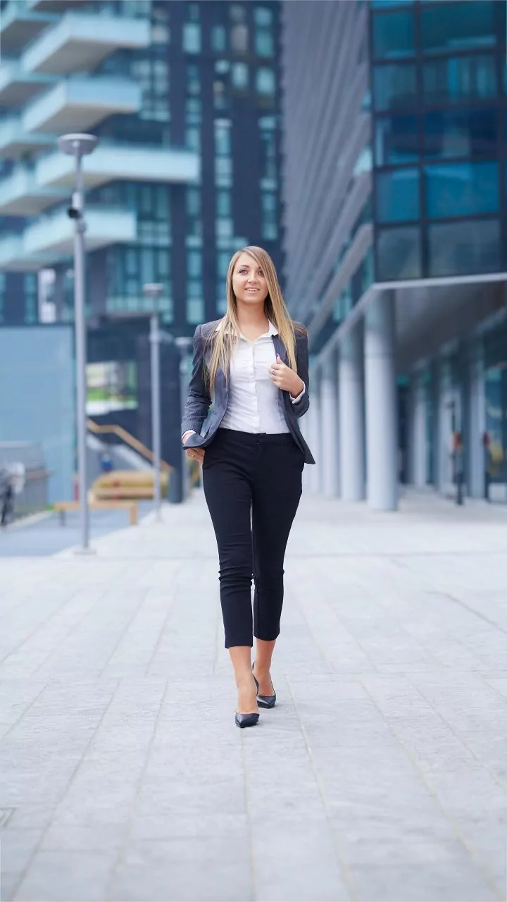 New Evidence Suggests Regular Walking Breaks Could Support Workplace Productivity